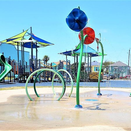 Casaazul-2605B-Pleasure Pier & Beach A Block Away- 3Bed 2Bath 7 Beds- 7 Minutes To Cruise Terminal Galveston Kültér fotó