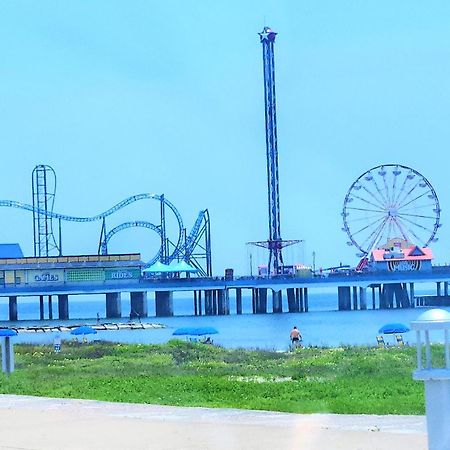 Casaazul-2605B-Pleasure Pier & Beach A Block Away- 3Bed 2Bath 7 Beds- 7 Minutes To Cruise Terminal Galveston Kültér fotó