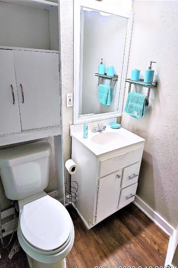 Casaazul-2605B-Pleasure Pier & Beach A Block Away- 3Bed 2Bath 7 Beds- 7 Minutes To Cruise Terminal Galveston Kültér fotó