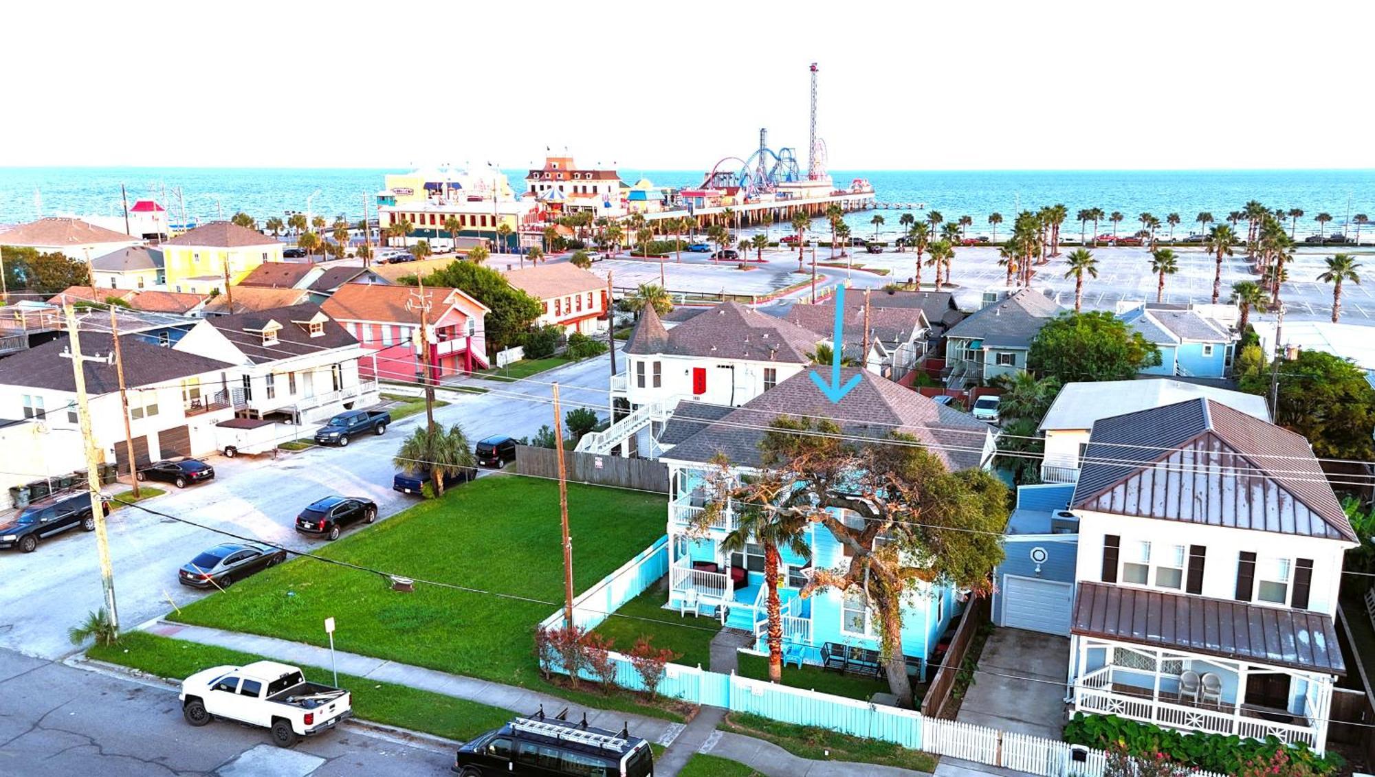 Casaazul-2605B-Pleasure Pier & Beach A Block Away- 3Bed 2Bath 7 Beds- 7 Minutes To Cruise Terminal Galveston Kültér fotó